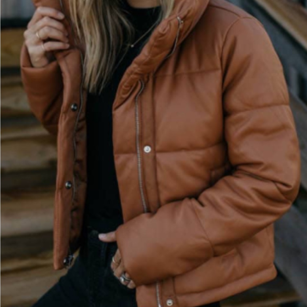 A&F Mini Puffer - Picture 3 of 3